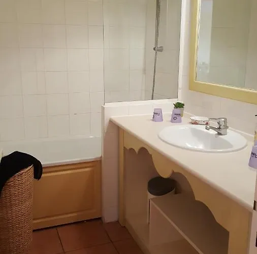T2 Vue Sur Piscine شقة